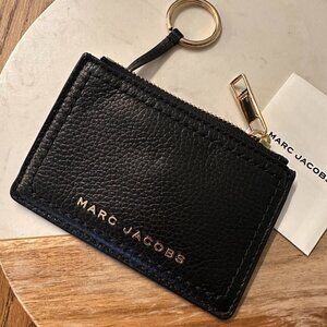NWT! NEW! Marc Jacobs Groove Pebble Leather Top Zip Card Holder -Black